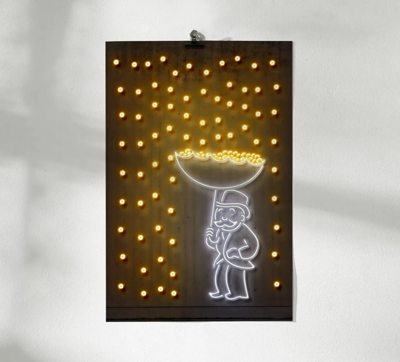 Money Rain poster con telaio in legno da Octavian