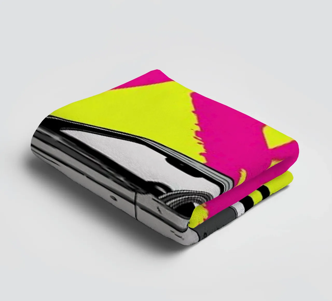 Drive - Yellow badhanddoek van Federico Mancosu