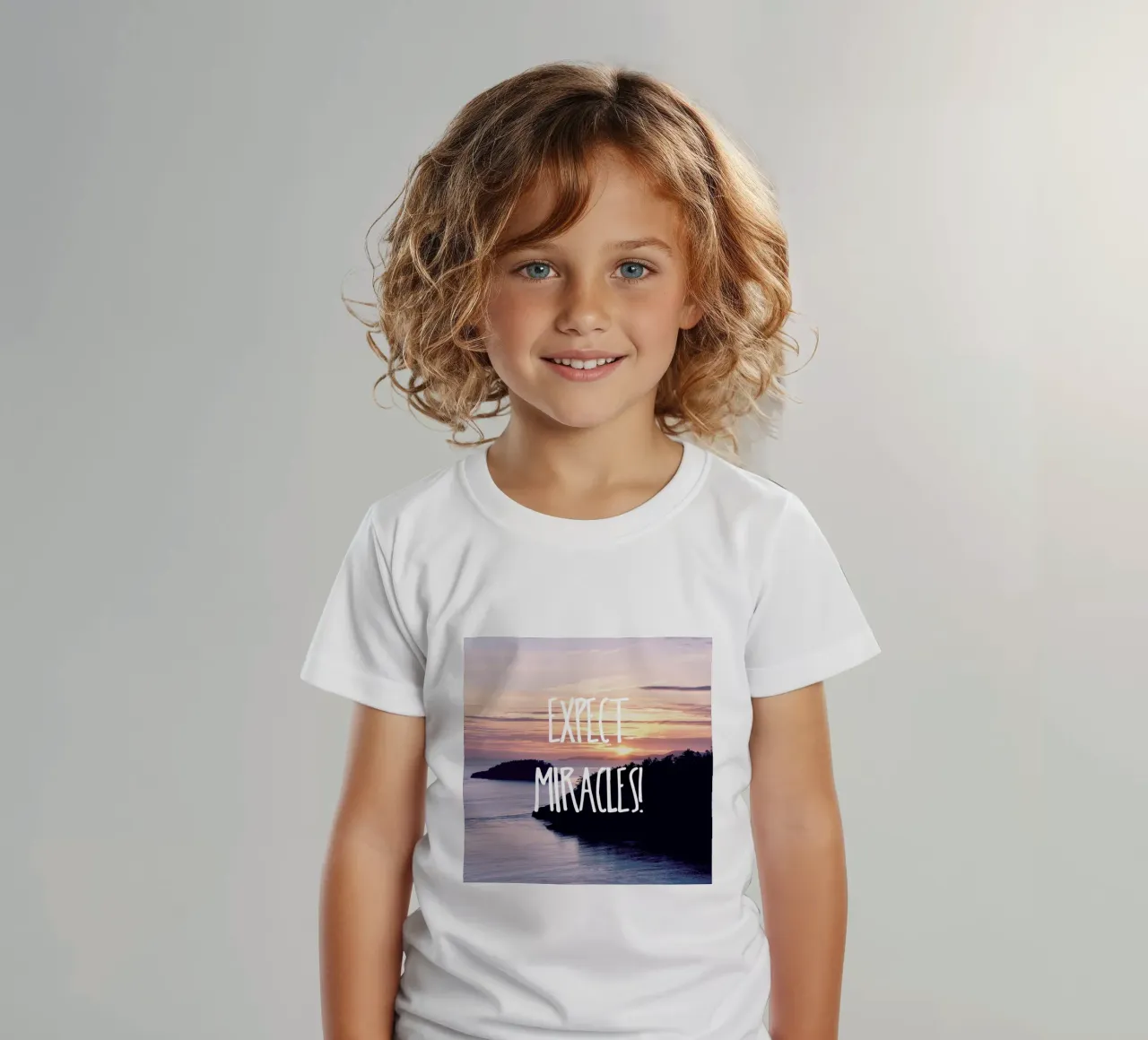 Expect Miracles t-shirt bambini da Robin Delean