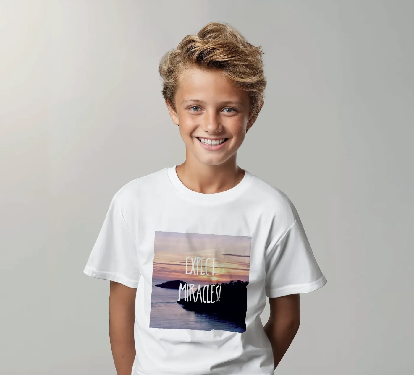 Expect Miracles t-shirt bambini da Robin Delean