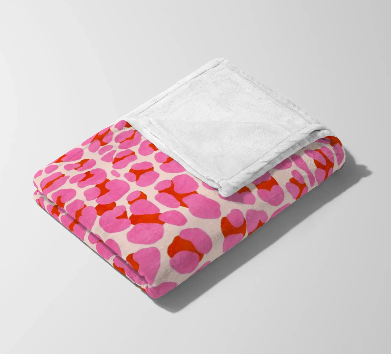 Leopard pattern. Modern in pink, red and abricot. With heart. fleece blanket by CalliLetters
