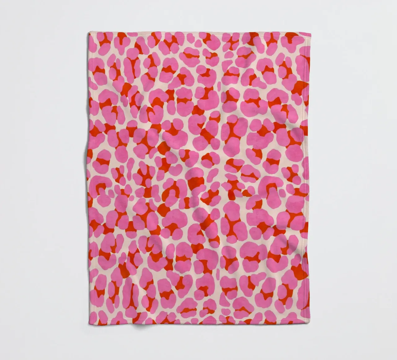 Leopard pattern. Modern in pink, red and abricot. With heart. fleece blanket by CalliLetters