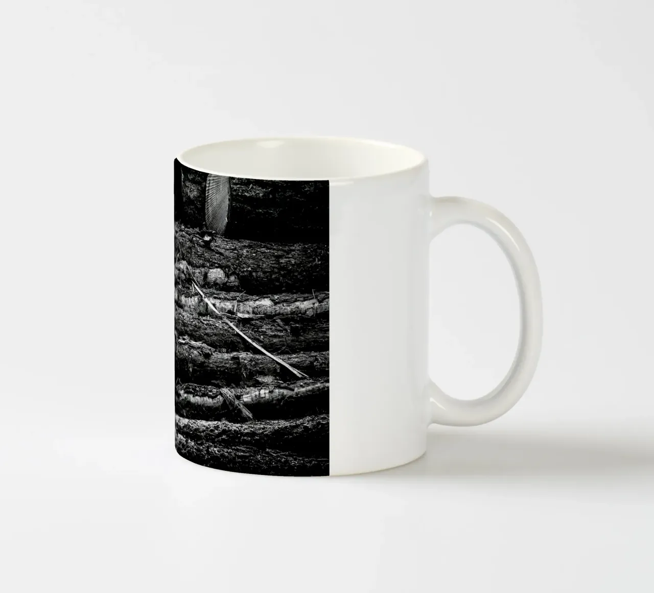 The Logs tazza in ceramica da Dustin Janko