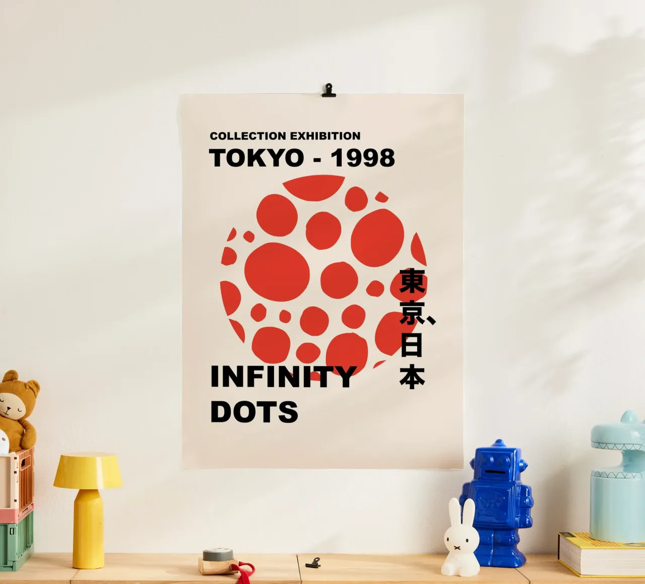 Infinito astratto a pois rossi, grafica di ispirazione giapponese poster con telaio in legno da Peaches Art Prints