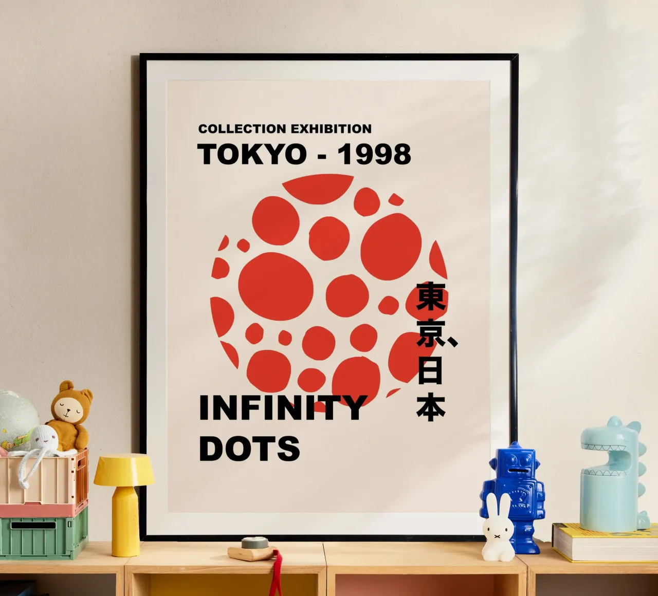 Infinito astratto a pois rossi, grafica di ispirazione giapponese poster con telaio in legno da Peaches Art Prints
