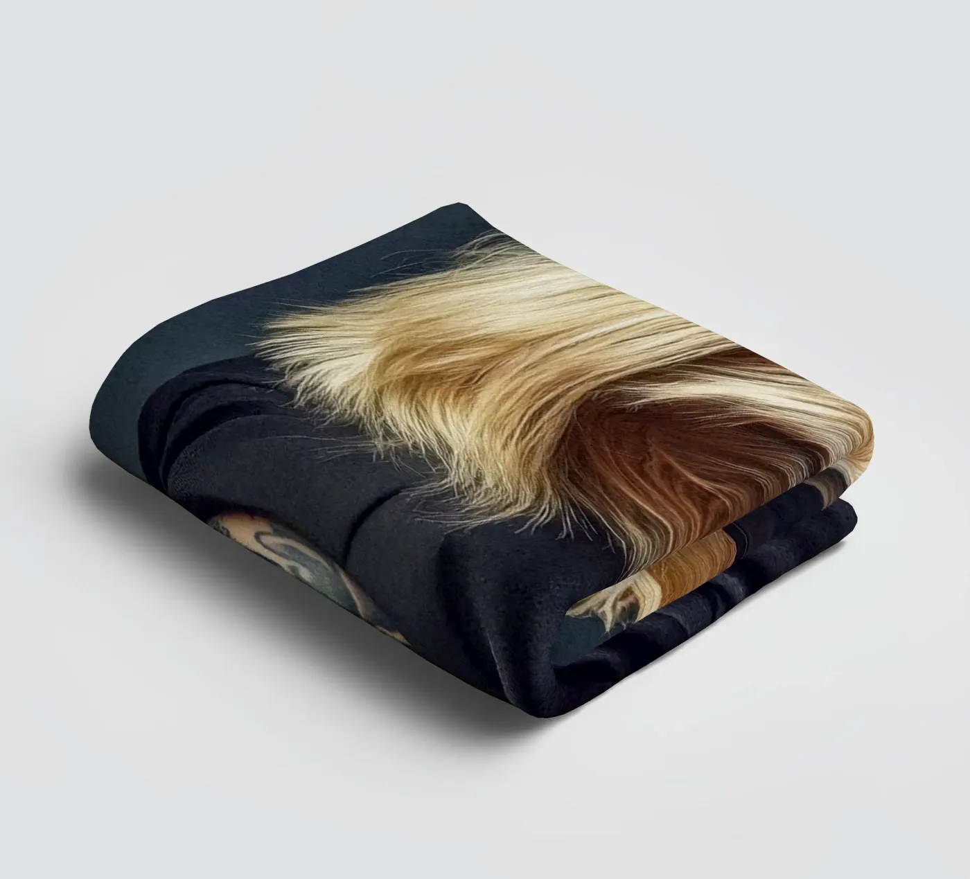 Juno towel by Affiches Chien Originales – Dogland