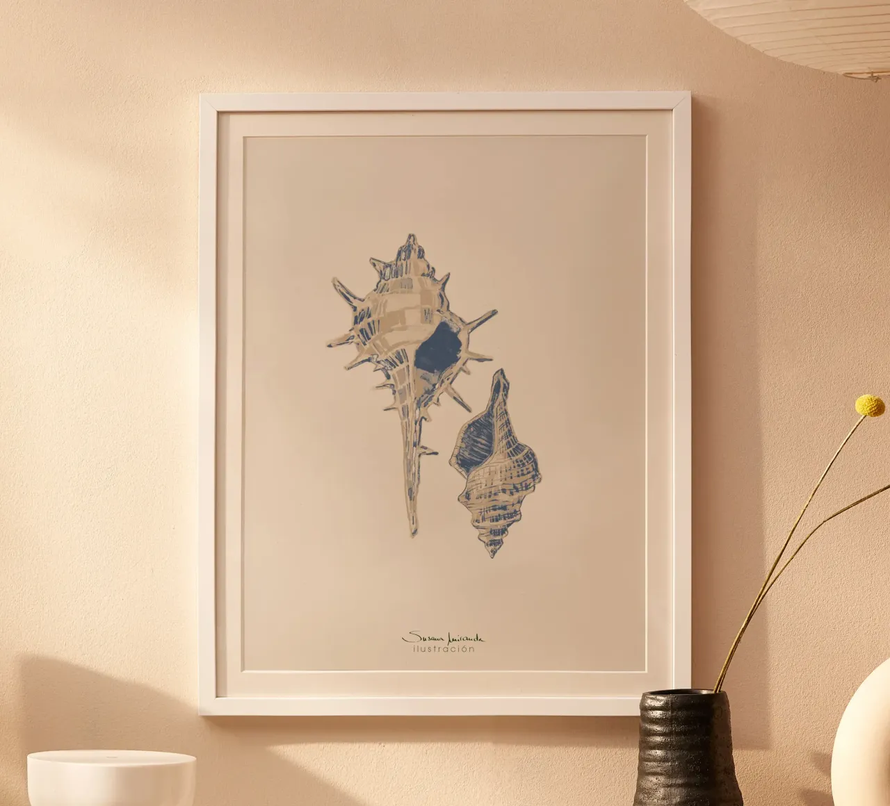 conchiglie blu e beige poster da Art by Susana Miranda ilustración