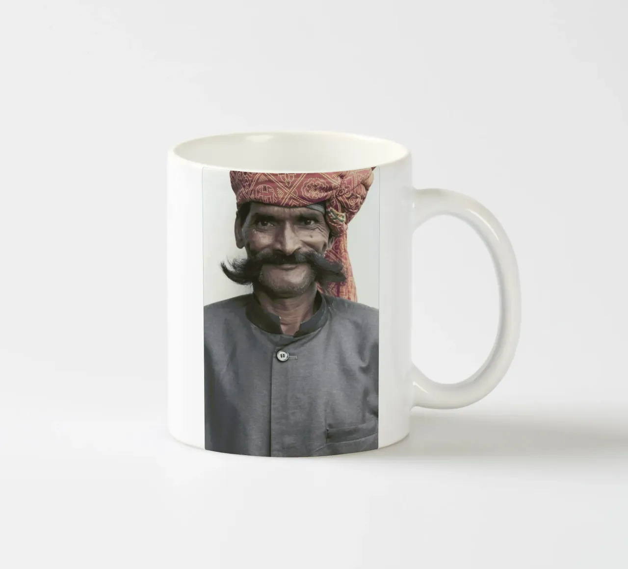 Hasaan tazza in ceramica da Ballack Art House