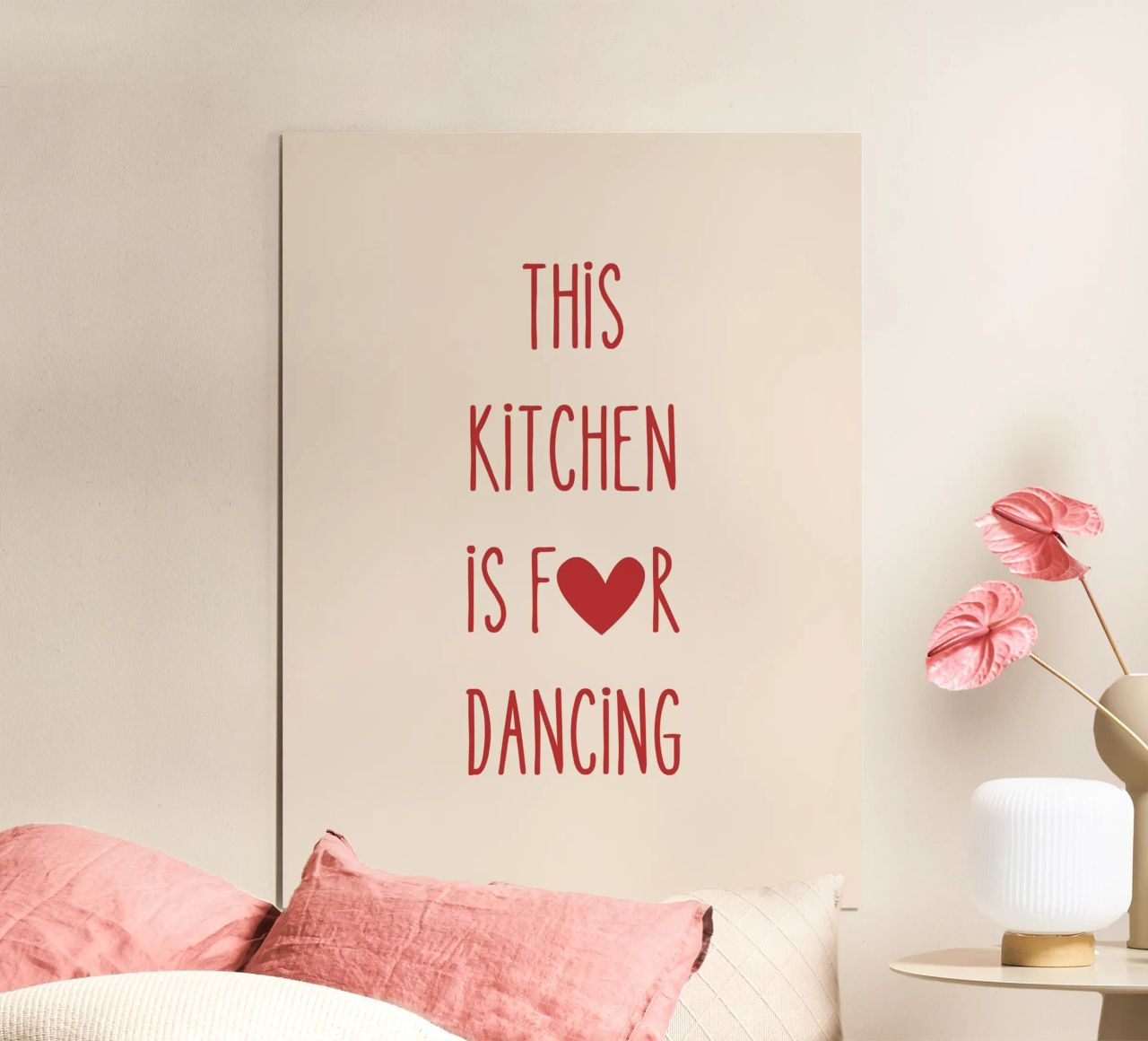 Diese Küche ist zum Tanzen da - Küchenkunst in Rot Poster von Peaches Art Prints
