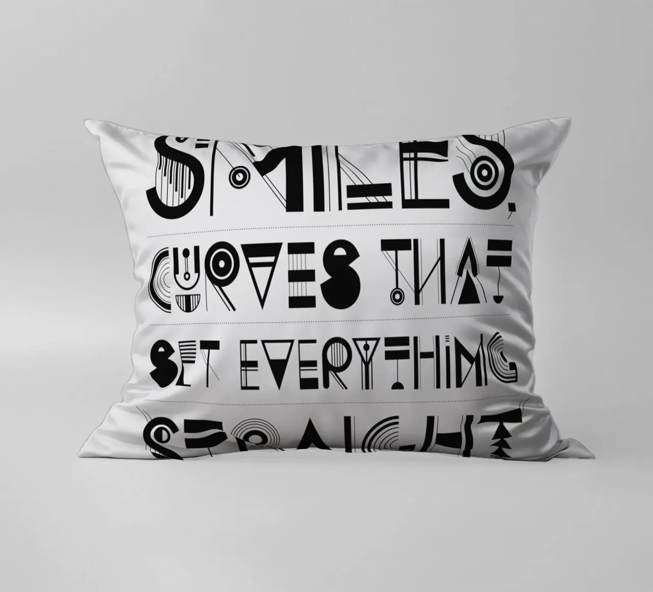 Smiles cuscino da Petros Afshar