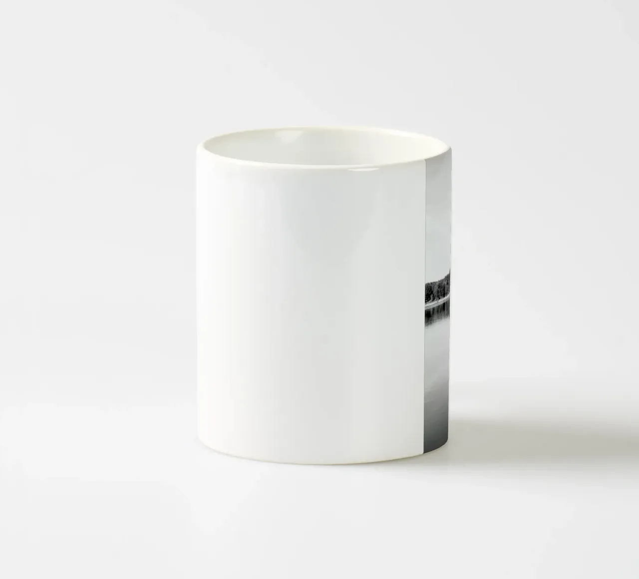 Calm Water tazza in ceramica da Studio Nahili