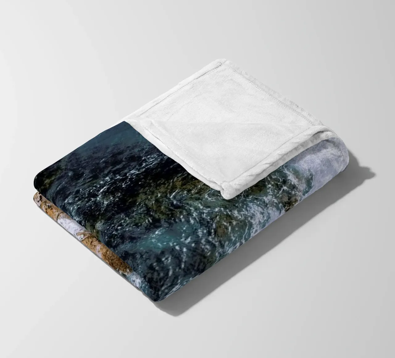 H2O coperta in pile da Airpixels