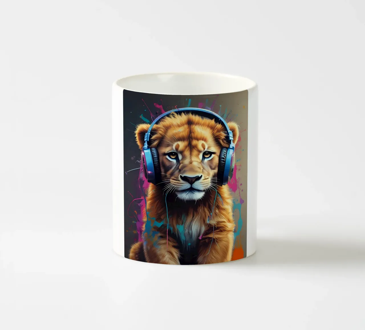 Baby leone in cuffia tazza in ceramica da MakArena