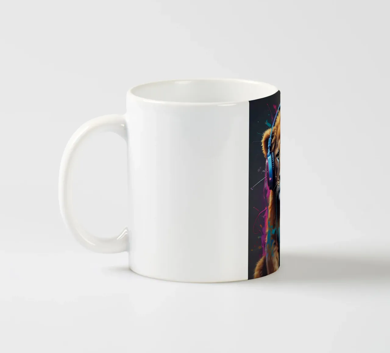 Baby leone in cuffia tazza in ceramica da MakArena
