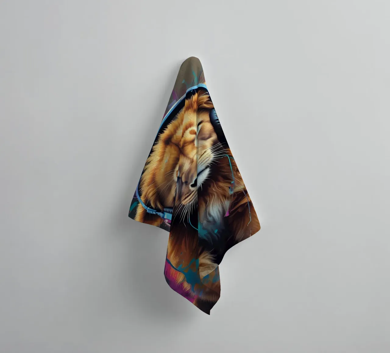 Bébé lion dans un casque d'écoute serviette de bain de MakArena