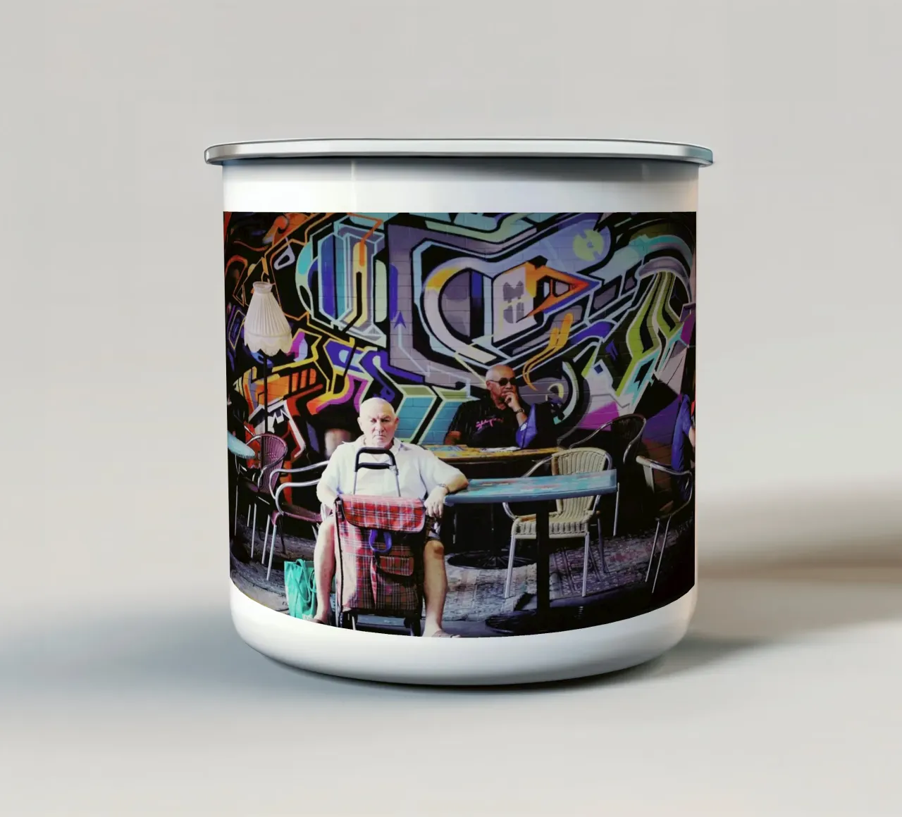 Adelaide Central Market tazza in smalto da Emma Zoe Brew