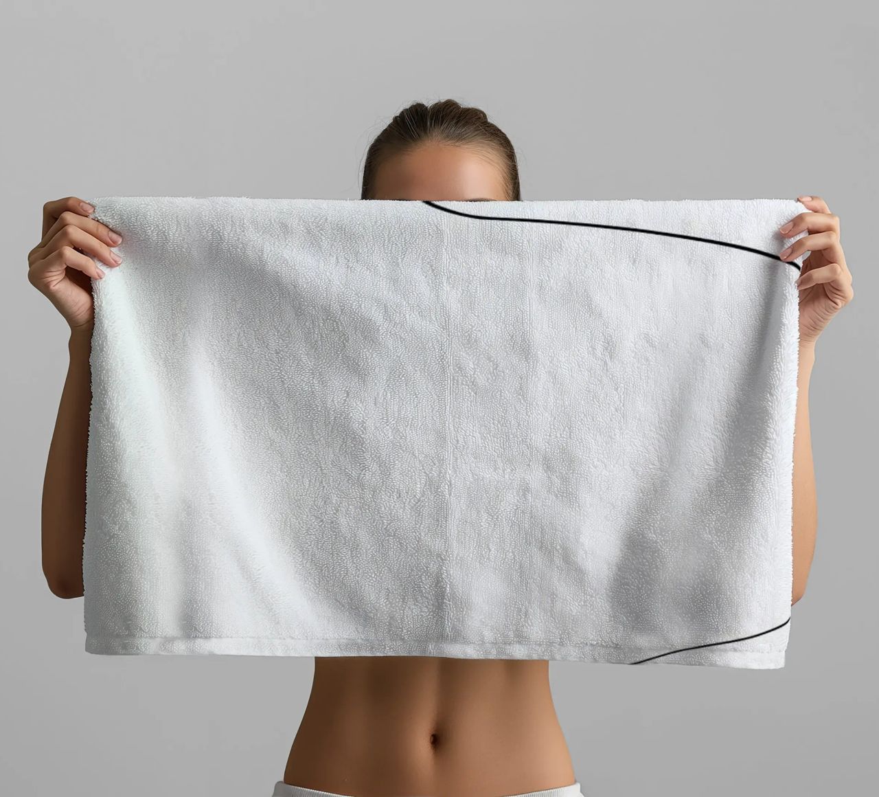 One Line Cat 0207 towel by Quibe