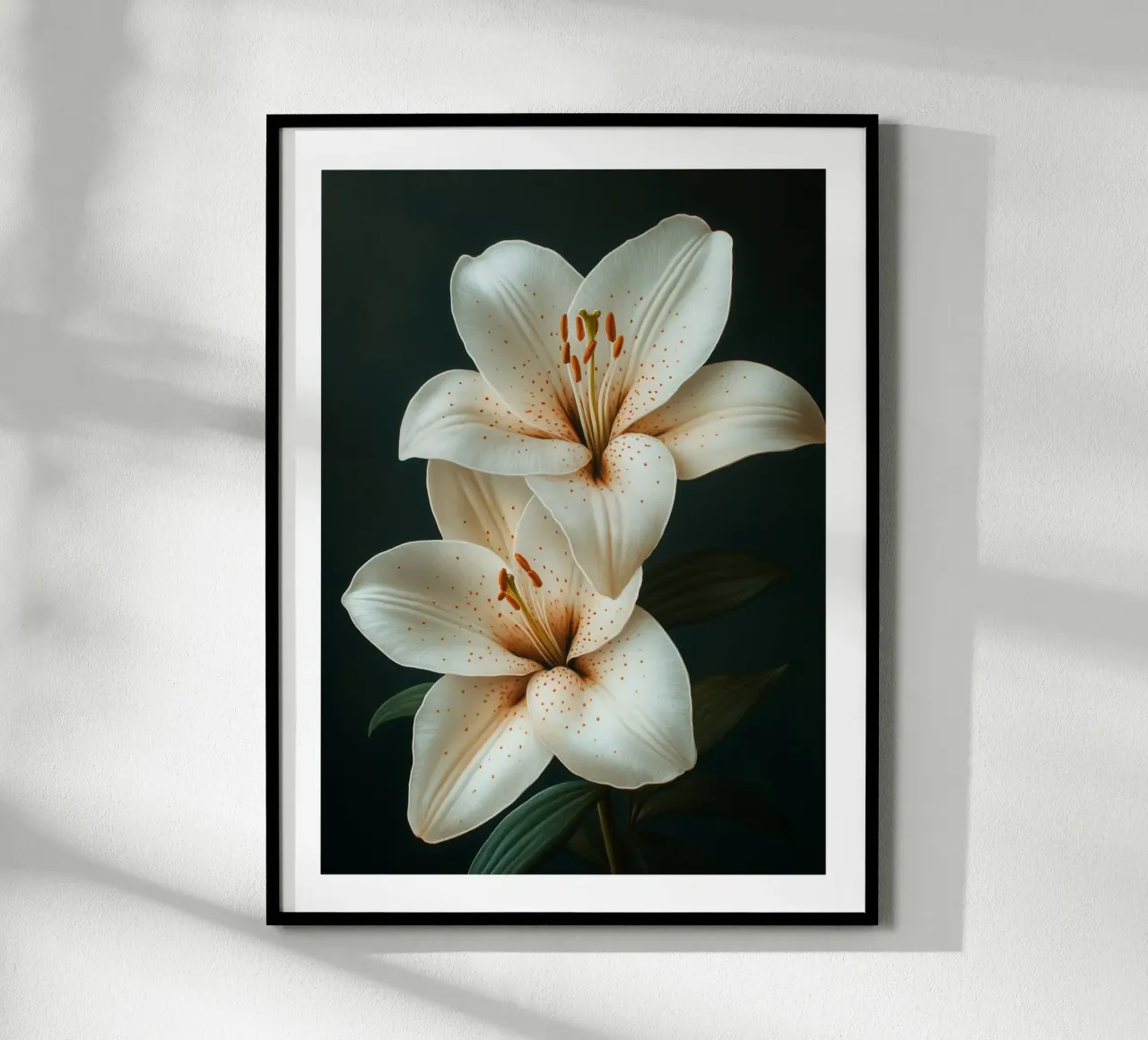 Eleganti gigli bianchi poster con telaio in plastica da Flora & Horizon