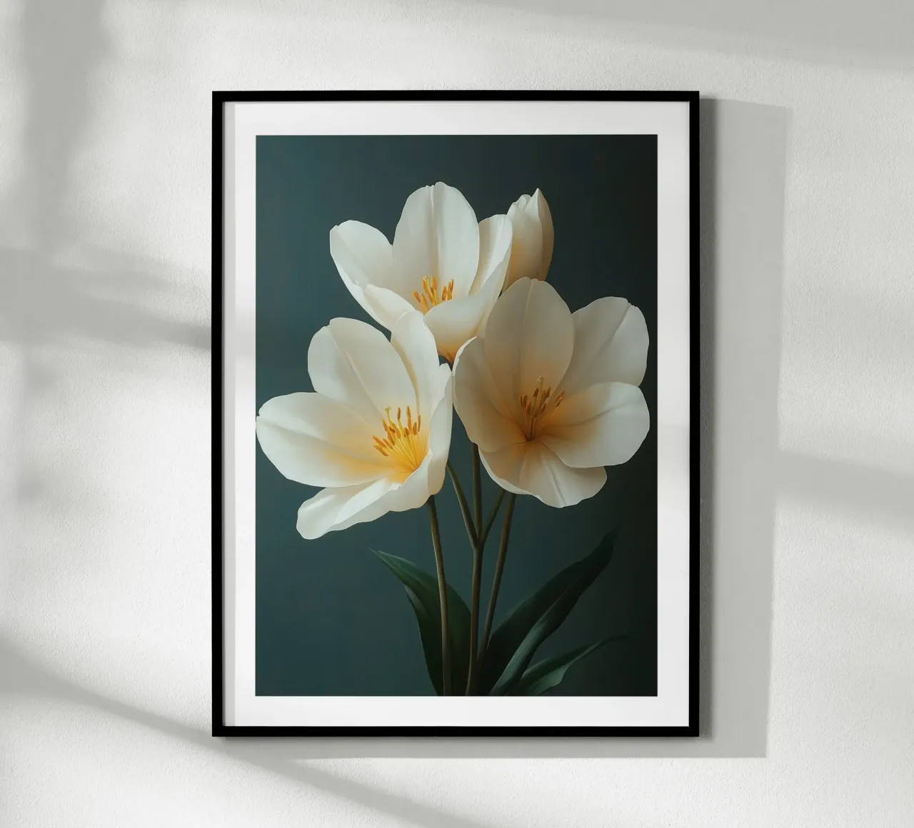 Tulipani bianchi poster con telaio in plastica da Flora & Horizon