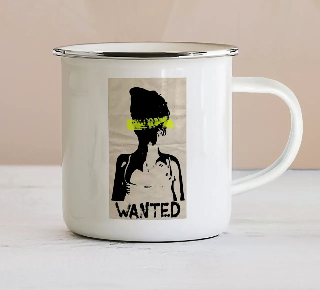 Wanted tazza in smalto da Mia Nissen