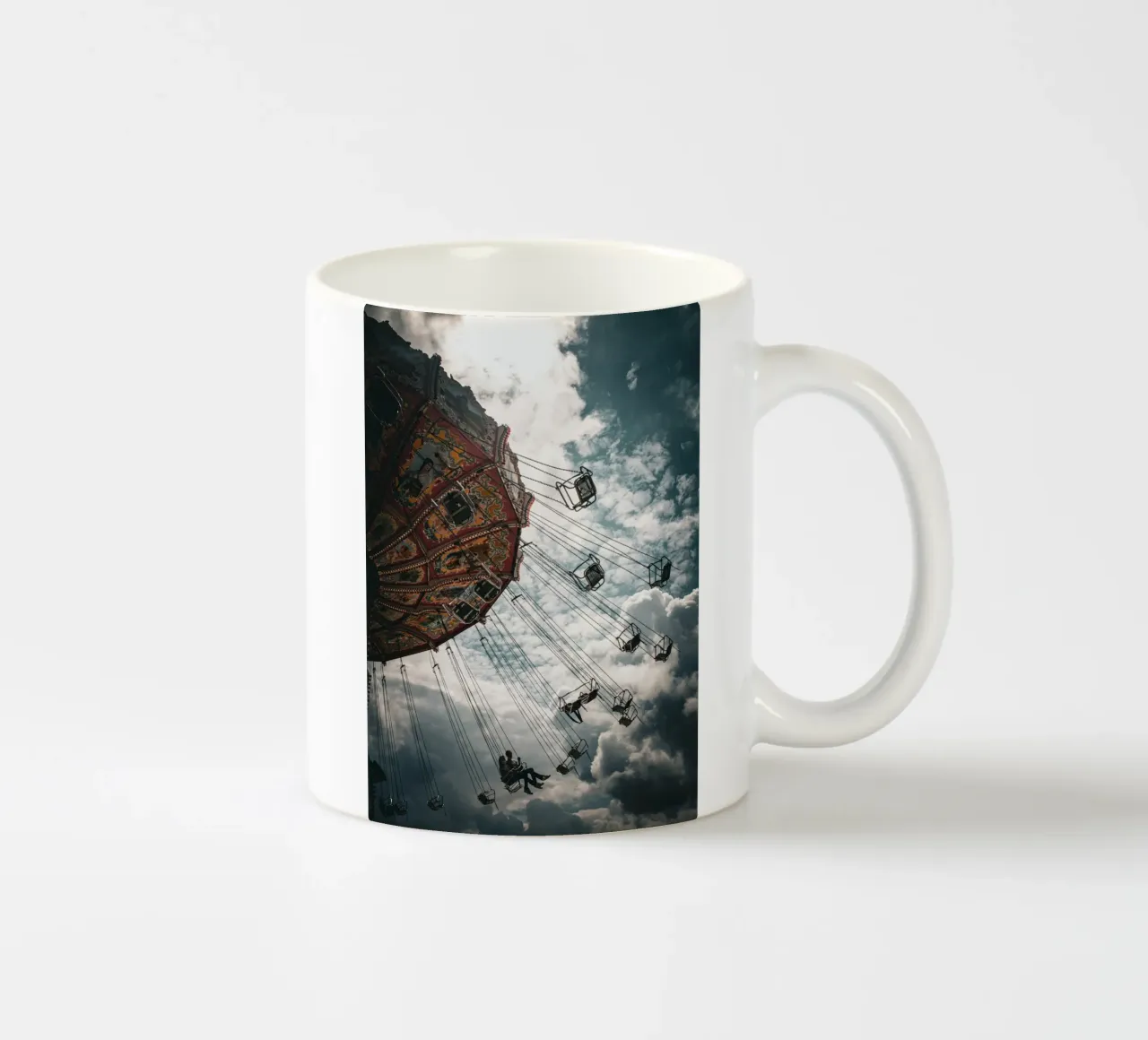 Karusell tazza in ceramica da Jonas Klein