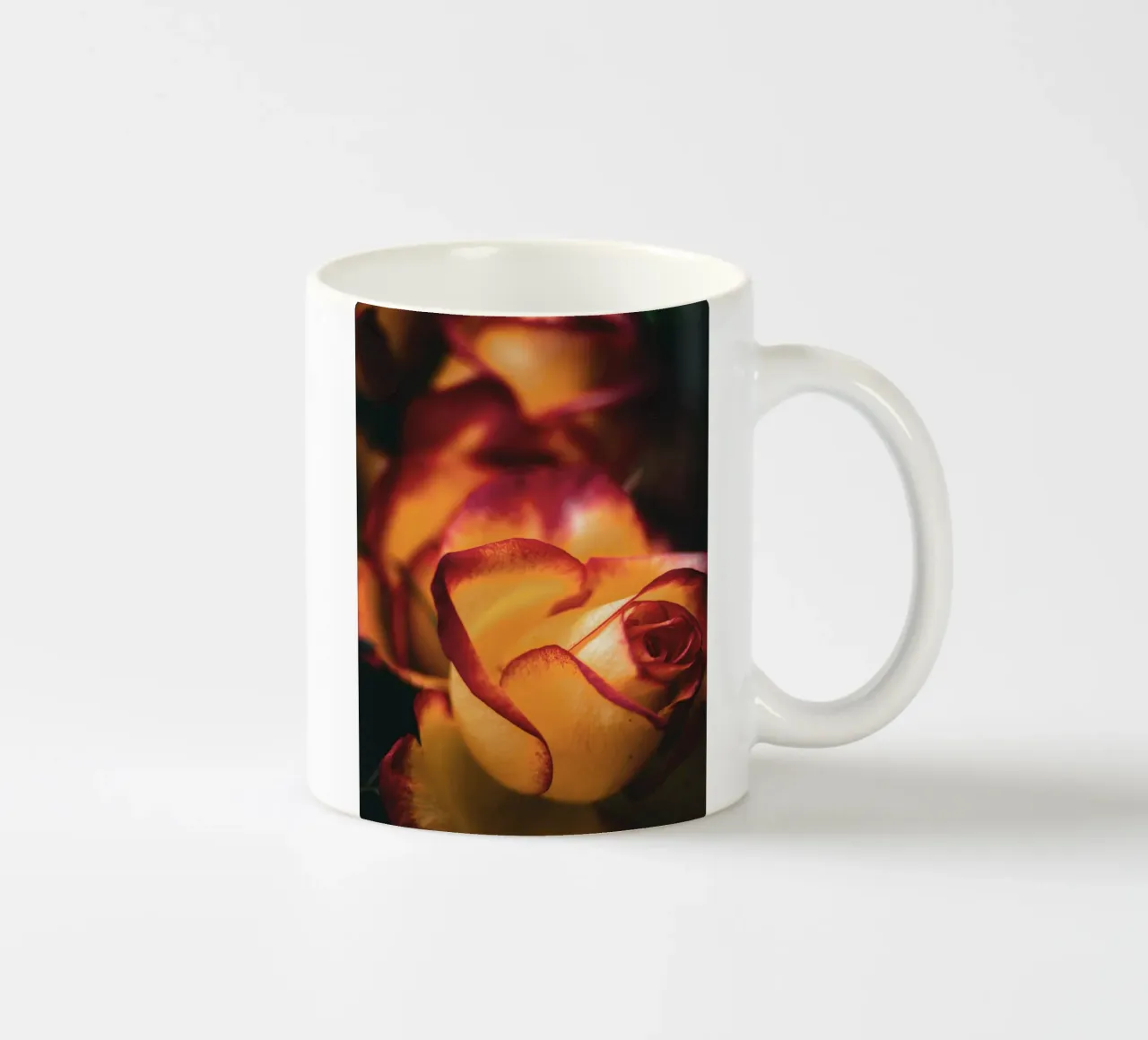 Rote Rosen tazza in ceramica da Jonas Klein