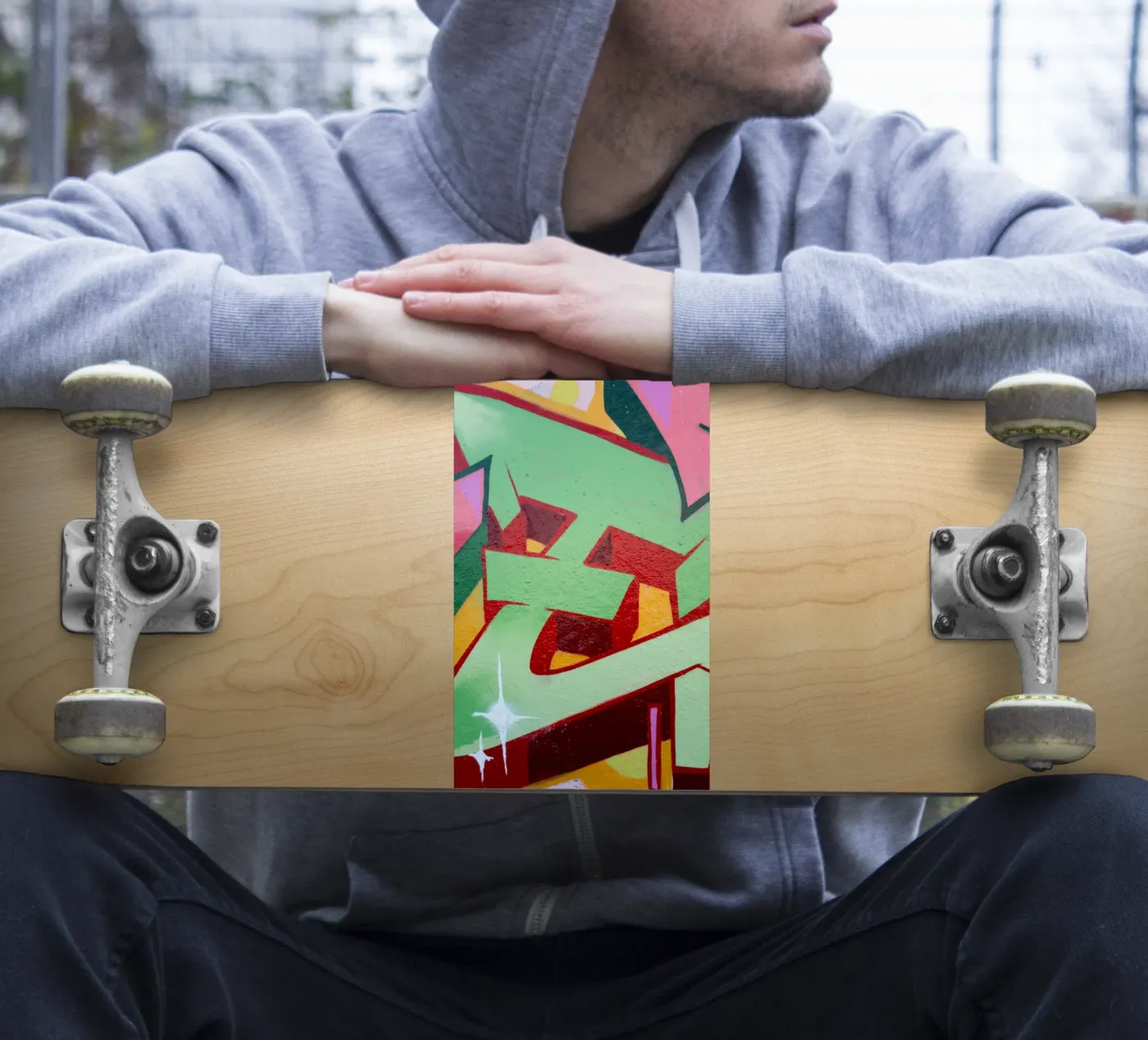 Graffiti E adesivo da Jonas Klein