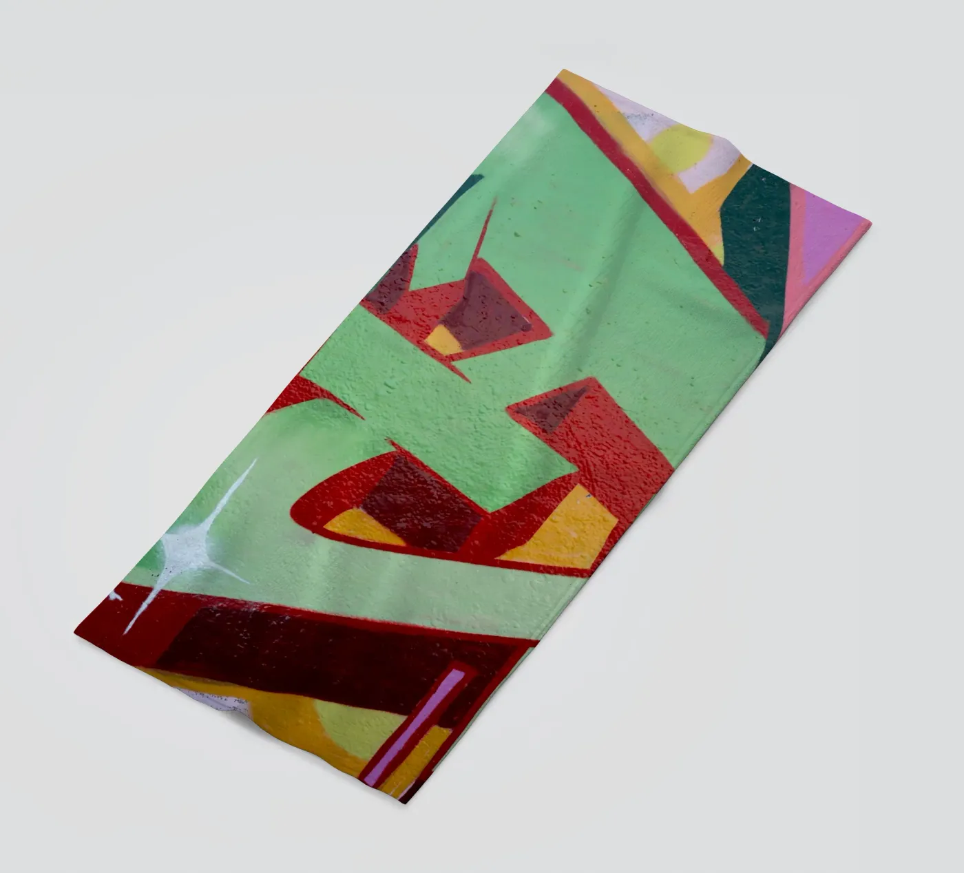 Graffiti E beach towel by Jonas Klein