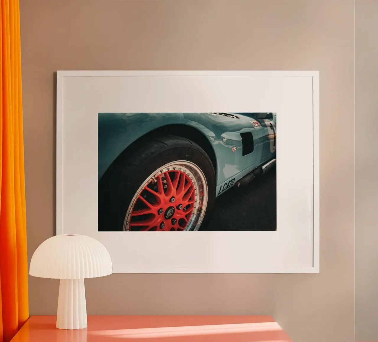 Fast Car poster con telaio in plastica da Jonas Klein
