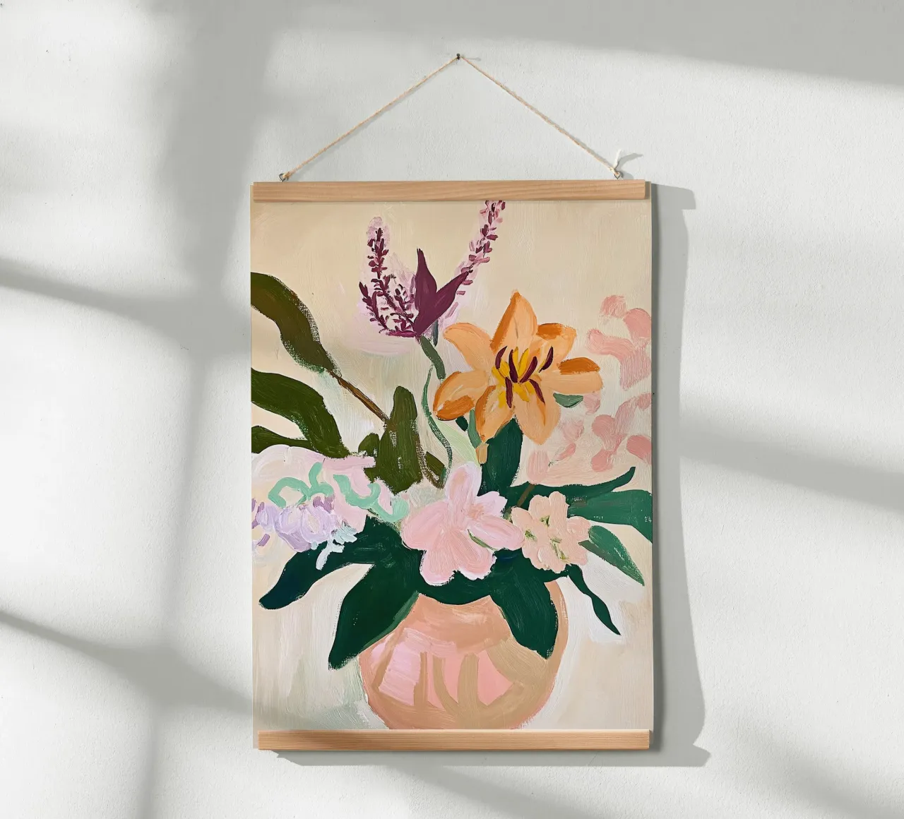 Vaso Floreale Beige Fiori Fauvismo poster con telaio in alluminio da Euphoria Theresa
