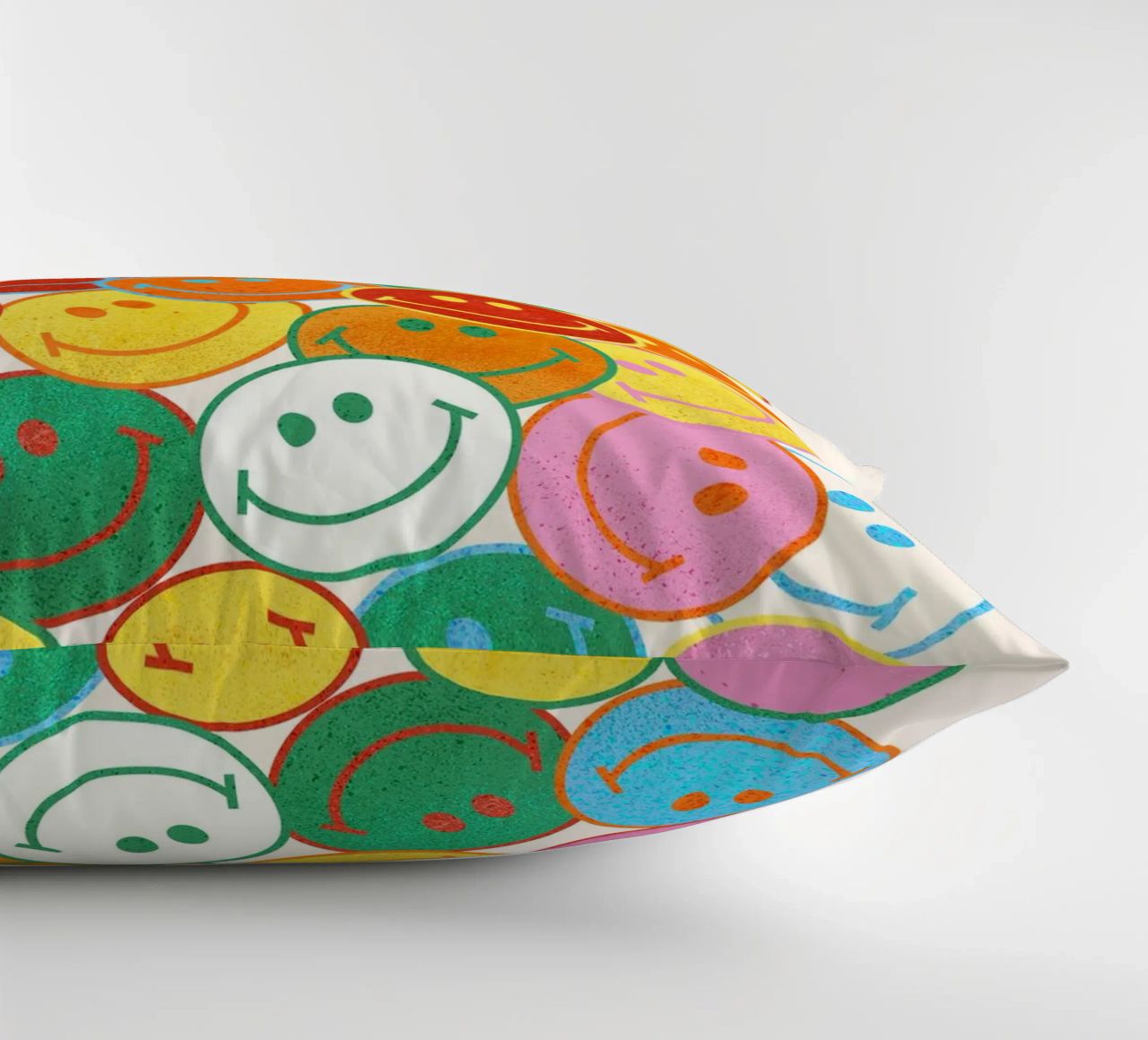 Retro Smiley Face Fun Art Print cuscino da showmemars