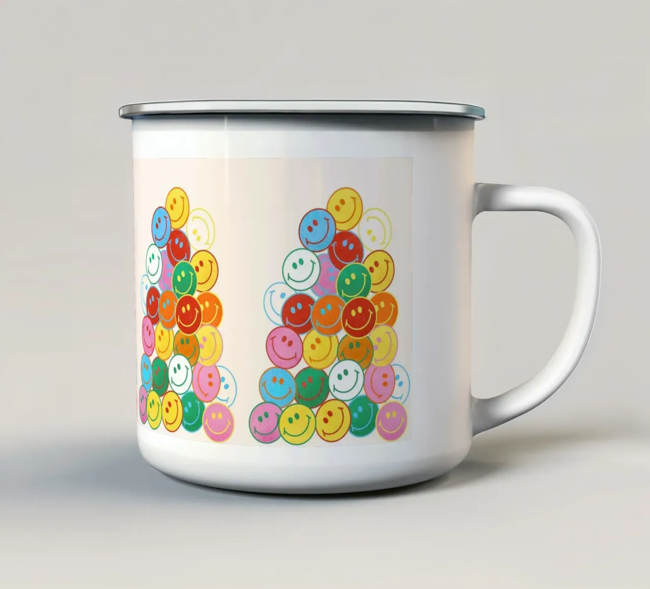 Retro Smiley Face Fun Art Print Emaille Tasse von showmemars