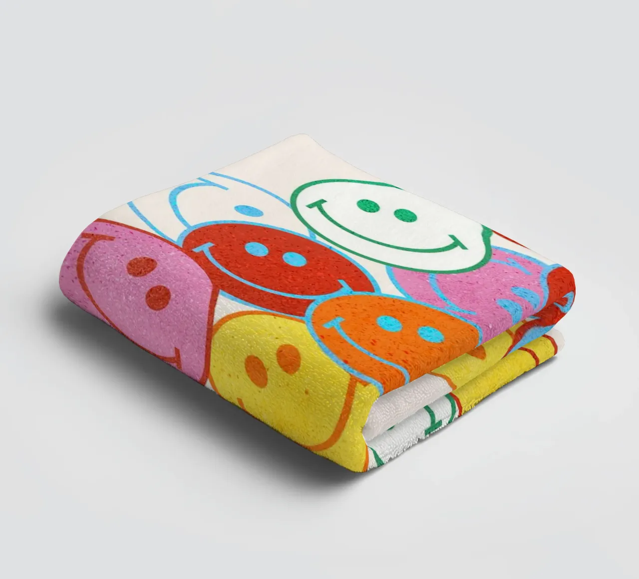 Retro Smiley Face Fun Art Print toalla de baño de showmemars