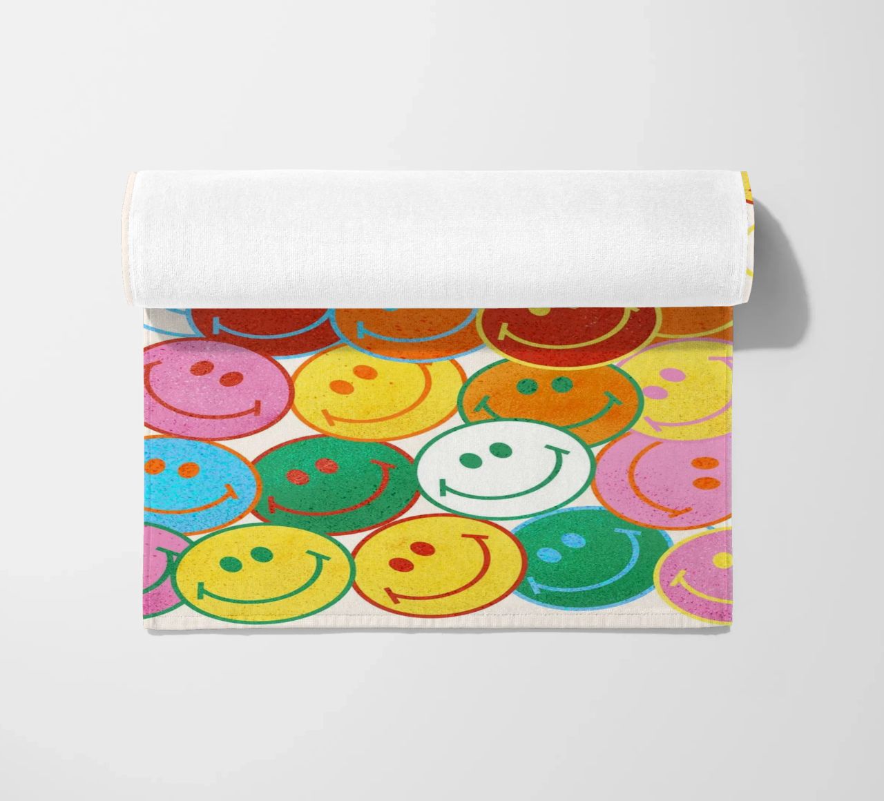 Retro Smiley Face Fun Art Print telo mare da showmemars