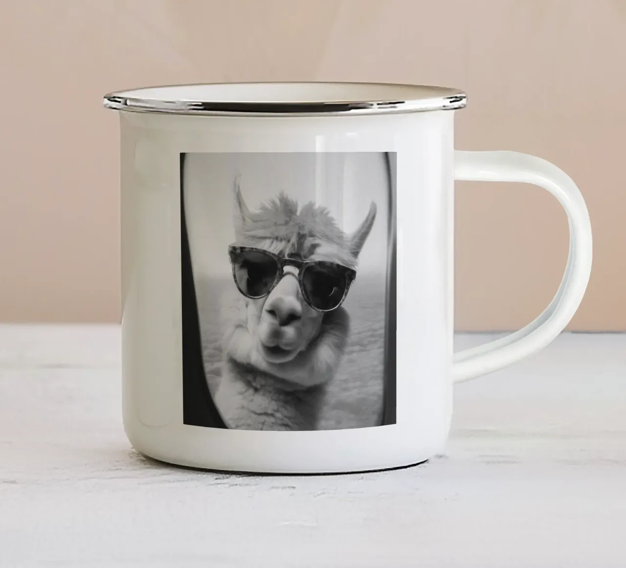 Funny Llama Square tazza in smalto da Dagmar Pels