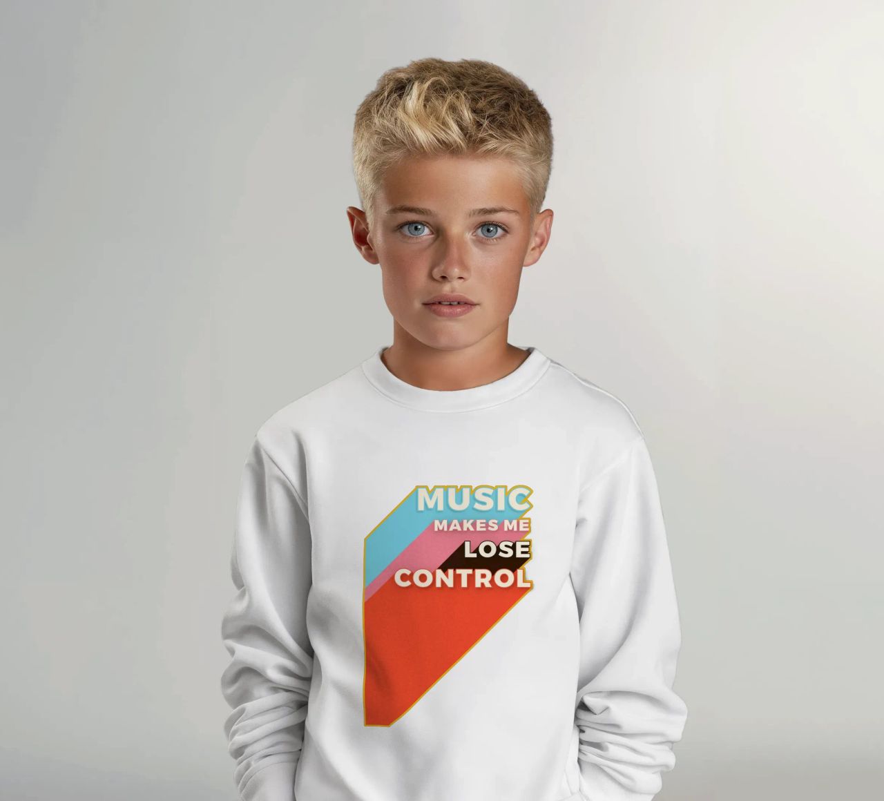 Music Makes Me Lose Control – Bold Retro Typography felpa bambino da showmemars