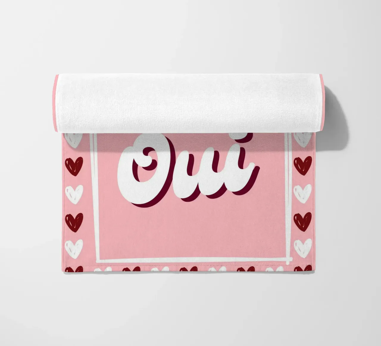 Oui Oui, detto francese, cuoricini preppy telo mare da pdigitalprints