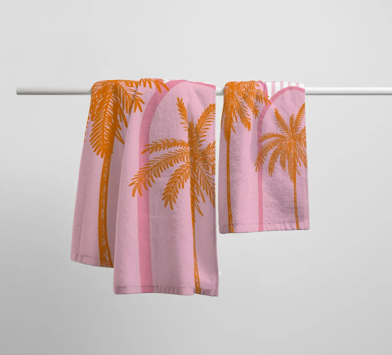 Alberi di cocco, stampa tropicale estiva, arancione e rosa asciugamano da bagno da pdigitalprints