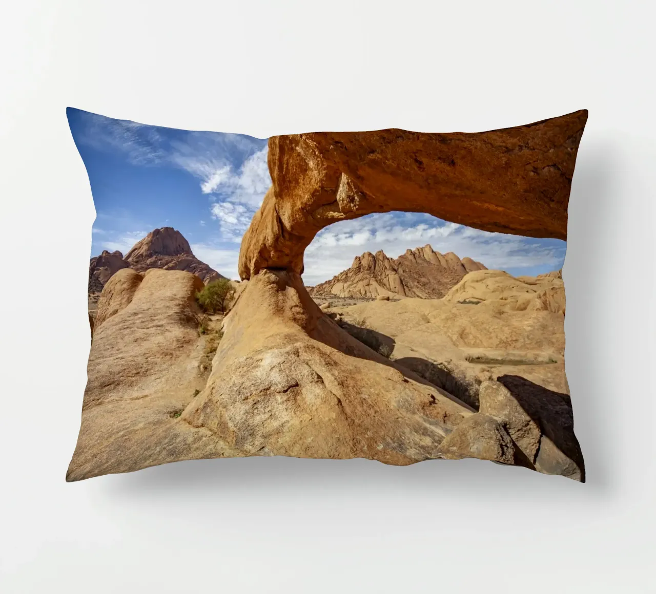 Felsboge n Spitzkoppe, Namibia cuscino da Reisefotografie - Bilder aus aller Welt