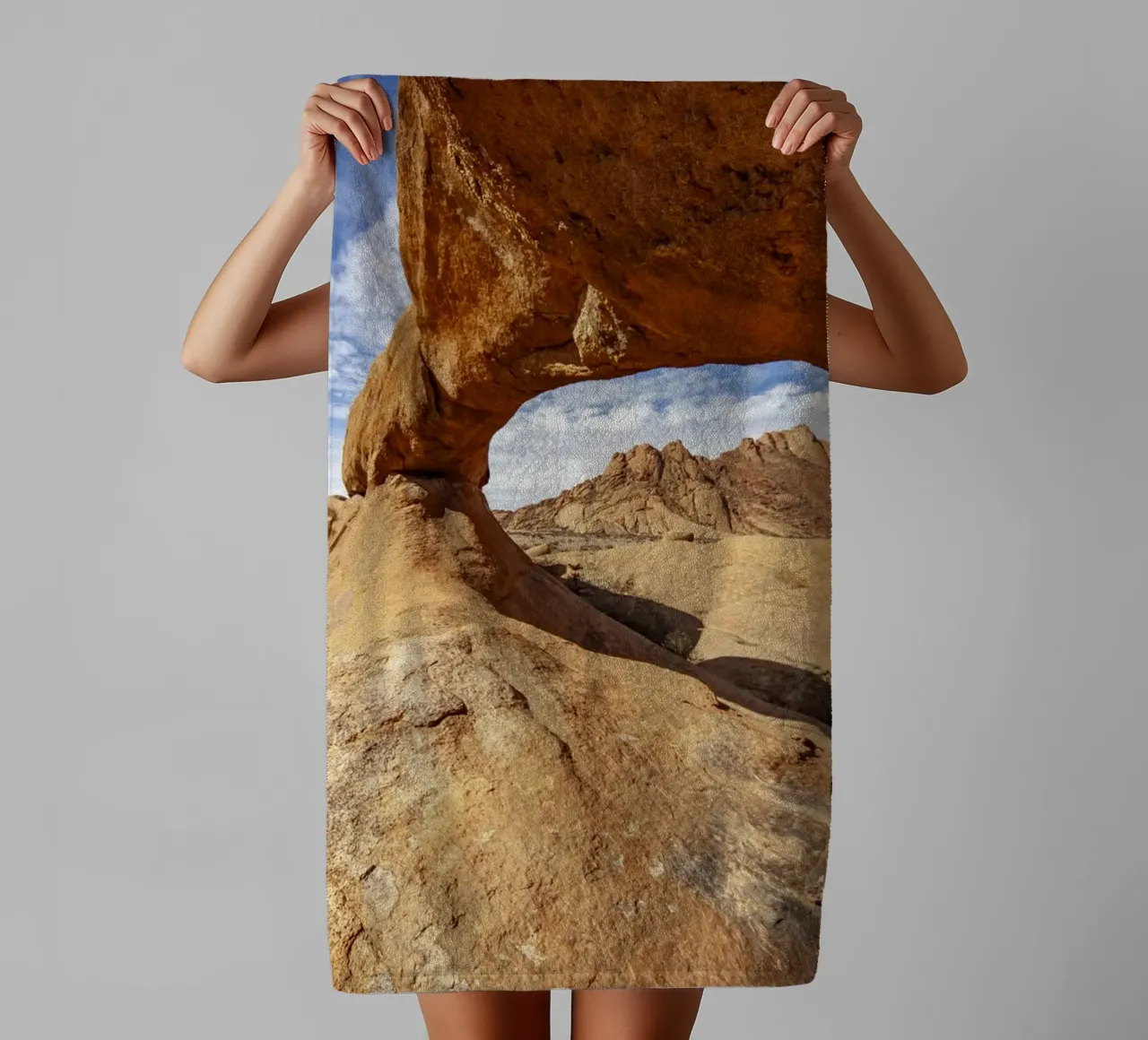 Felsboge n Spitzkoppe, Namibia asciugamano da bagno da Reisefotografie - Bilder aus aller Welt