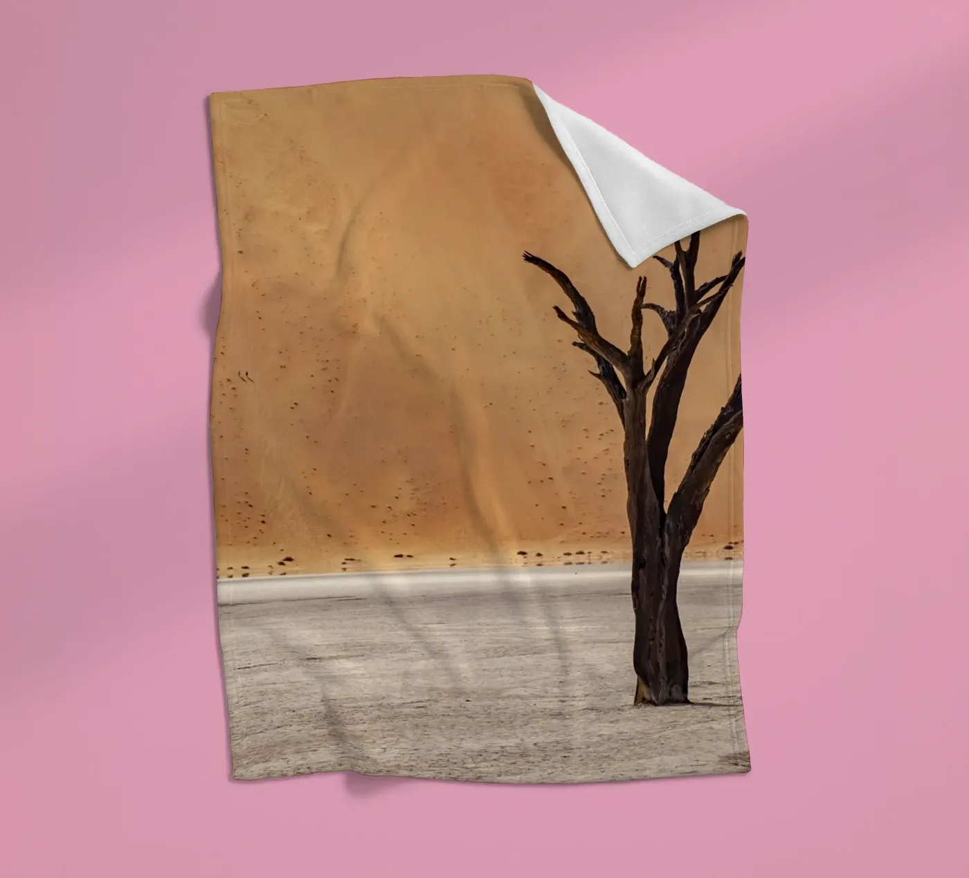 Deadvlei Namibia Fleecedecke von Reisefotografie - Bilder aus aller Welt