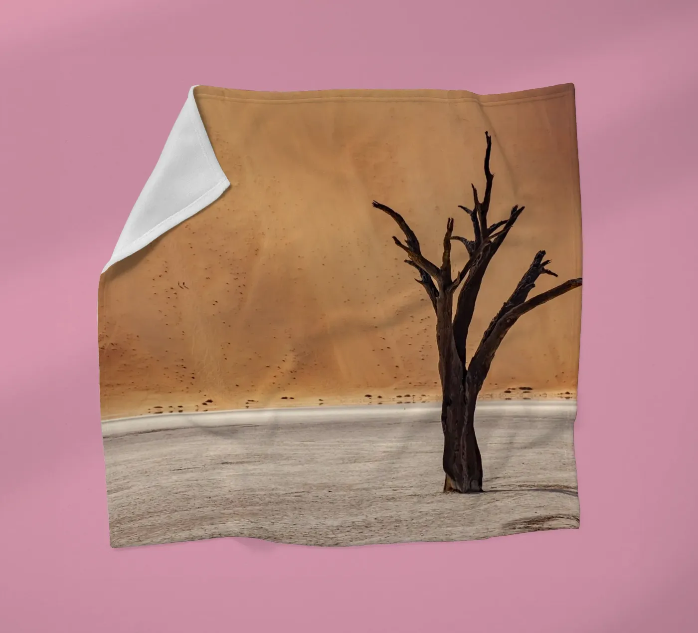 Deadvlei Namibia Fleecedecke von Reisefotografie - Bilder aus aller Welt