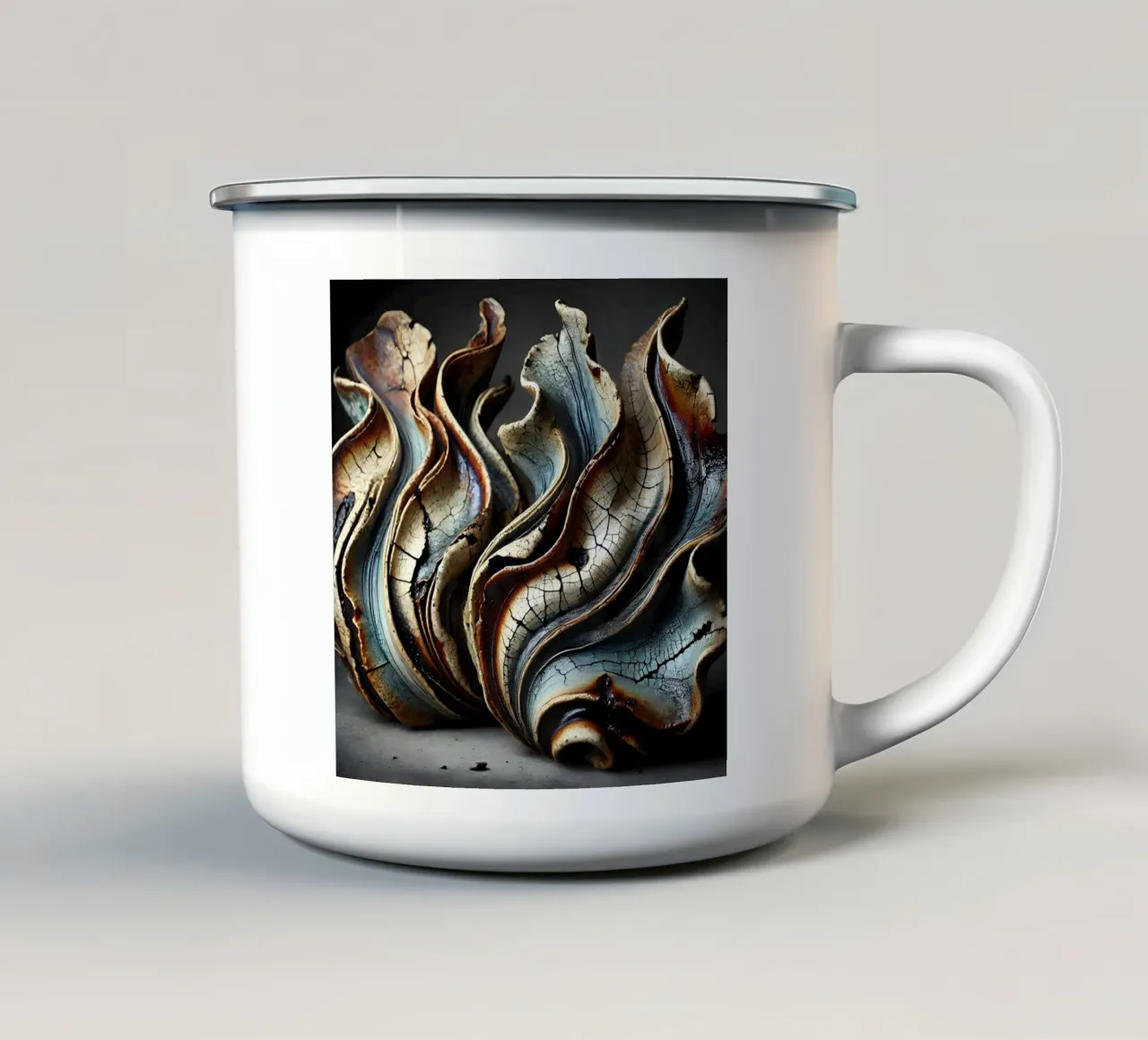 Sculture in ceramica: un linguaggio di design fluido tazza in smalto da scHio