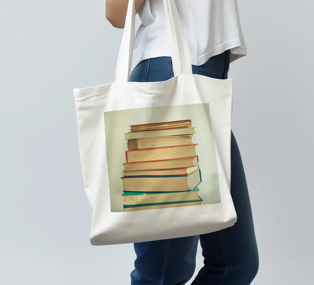 Pila di libri borsa in juta da Cassia Beck Photography