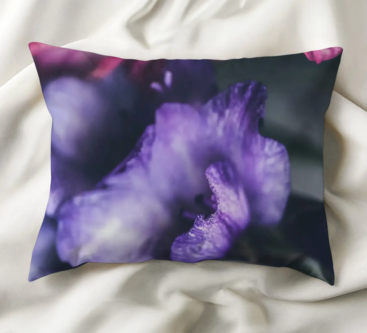 Lila Flower cuscino da Flo Klein