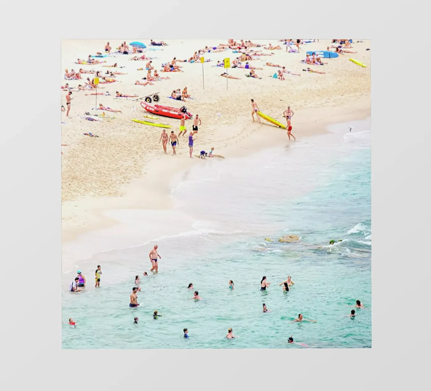 Beach pellicola backlit da Charlotte Curd