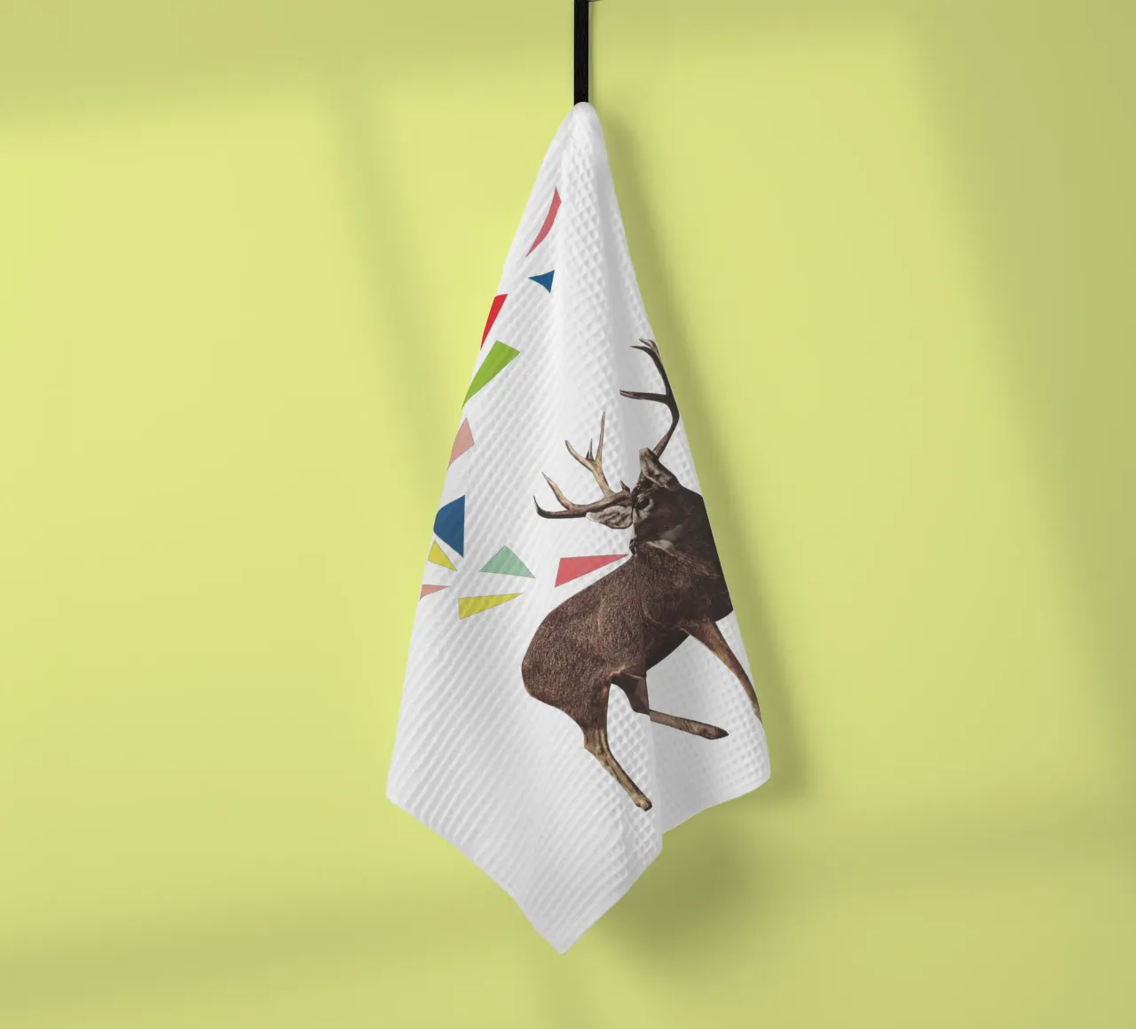 Cerf chantant torchon de Cassia Beck Collage