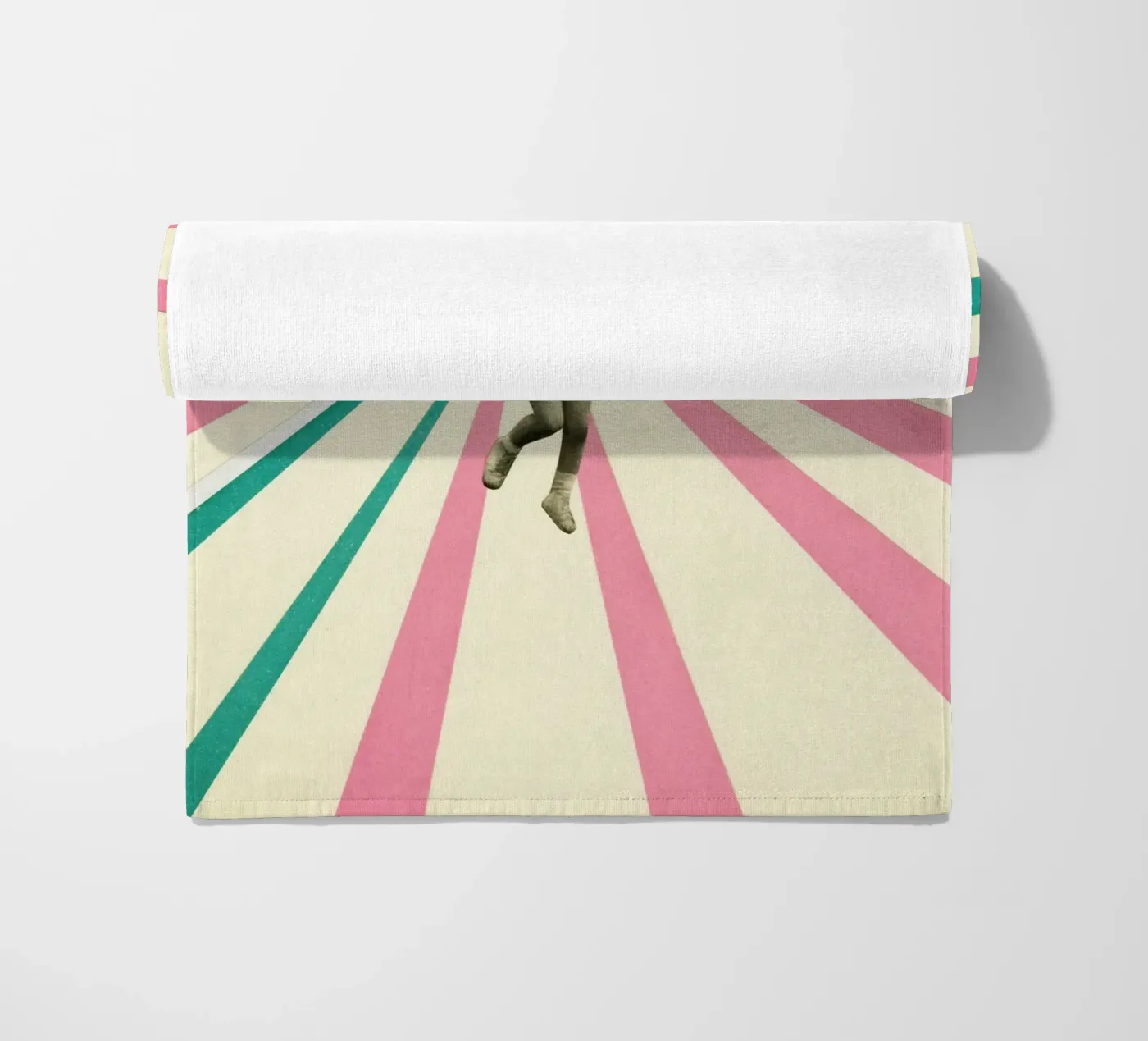 Play strandhanddoek van Cassia Beck Collage