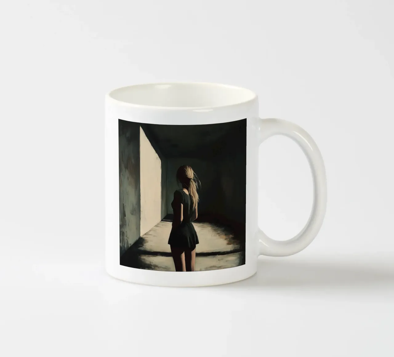 Mysterious asylum girl tazza in ceramica da Synthaira