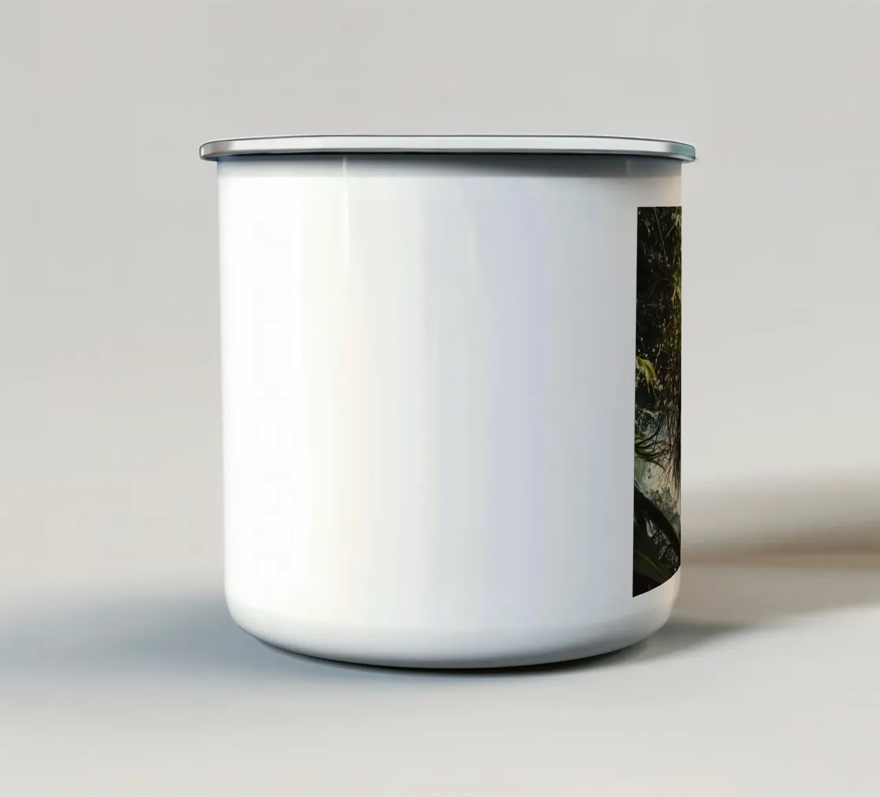 Cascata nella giungla tazza in smalto da Synthaira